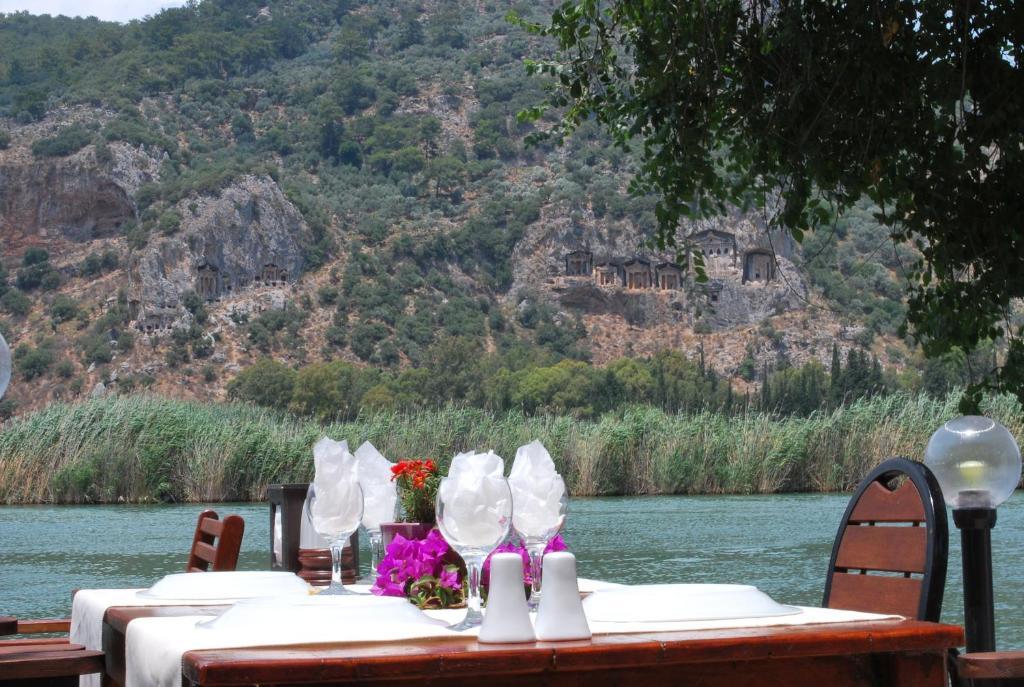 Myra Hotel Dalyan Eksteriør billede